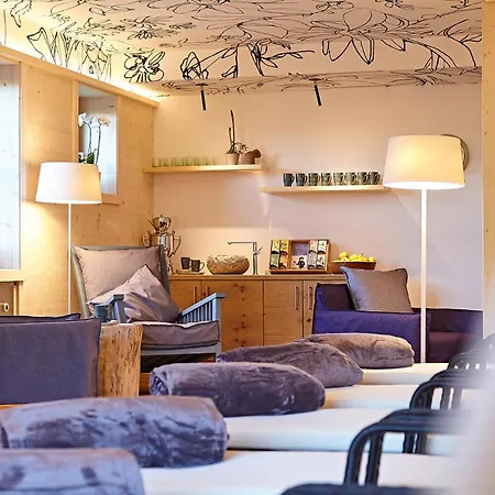 Hotel Bio-hotel Oswalda-hus 4*